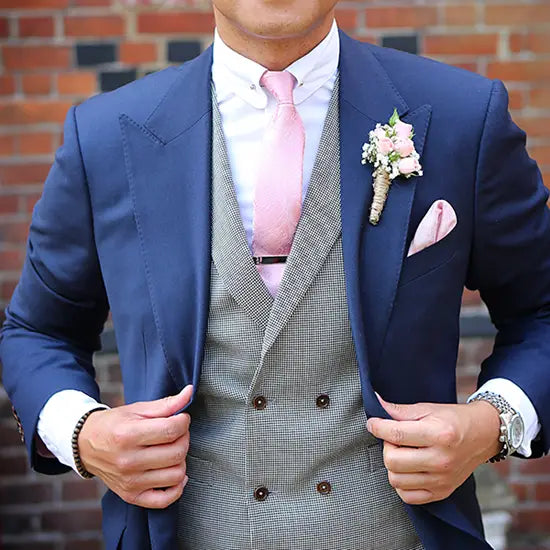 Best colour waistcoat for 2025 blue suit