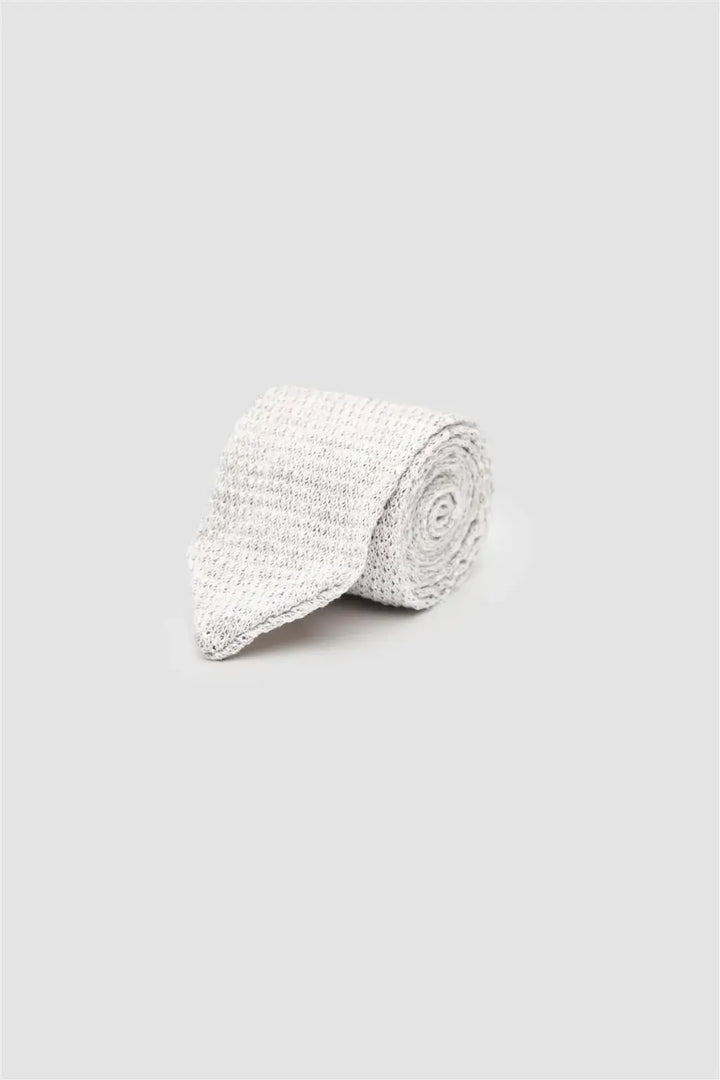 Cavani CV901 Tie Set - Ecru