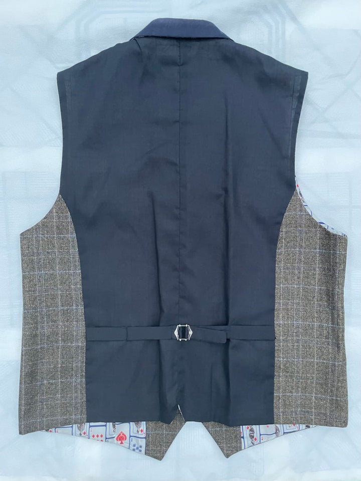 Cavani Sintan Brown Sim Fit Tweed Style Waistcoat - 44R - Jackets