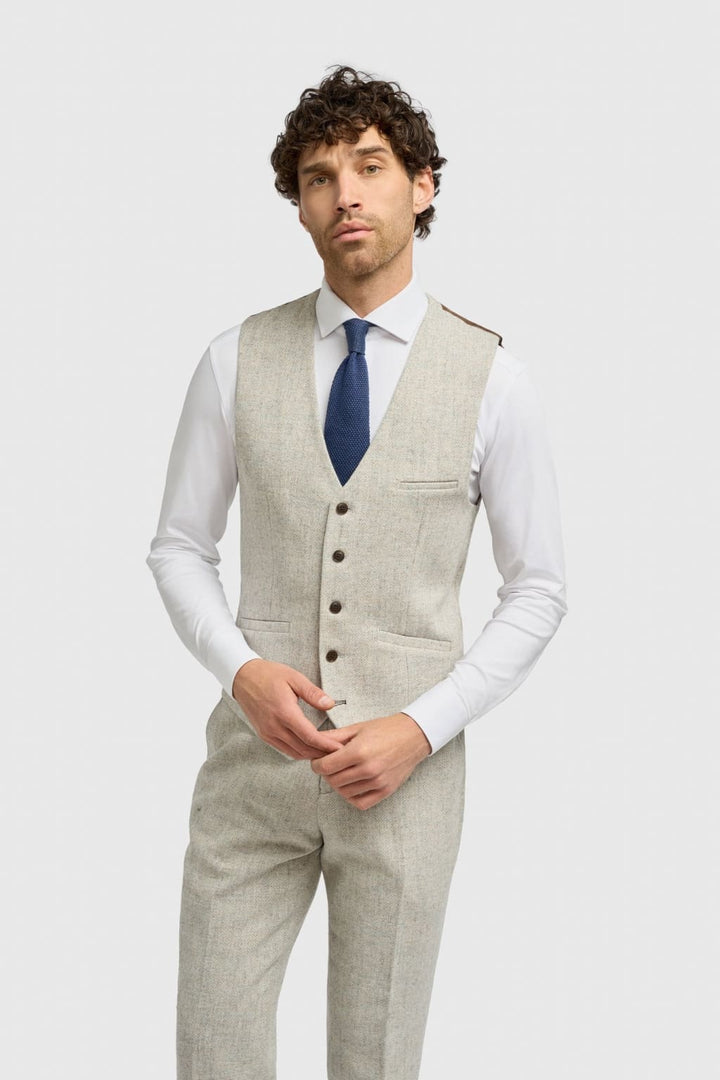 Thomas Pearl Tweed Three Piece Suit
