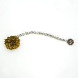 Cavani Flower Chain Pin Yellow - Accessories