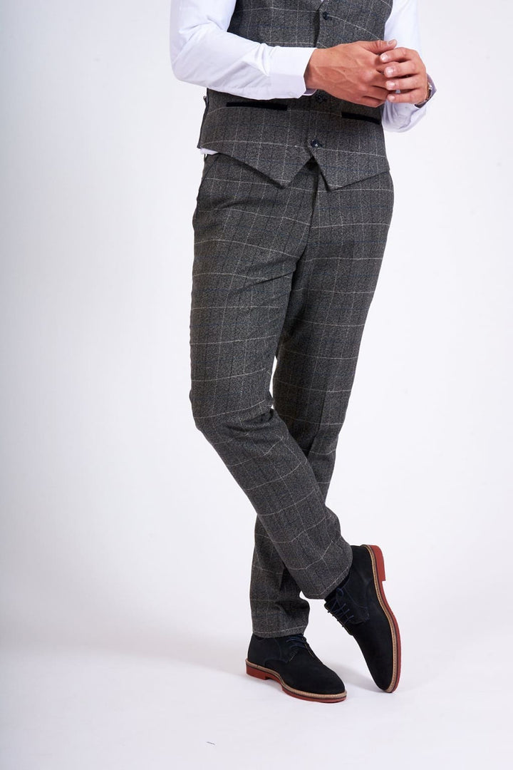 Marc Darcy Scott Grey Tweed Check Three Piece Suit - Suit & Tailoring